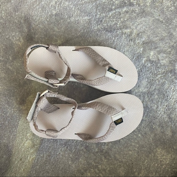 TEVA Platforms - Picture 2 of 4